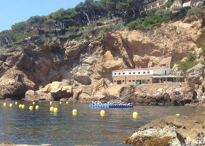 Apartment Cap Sa Sal Navy, Begur, Girona *